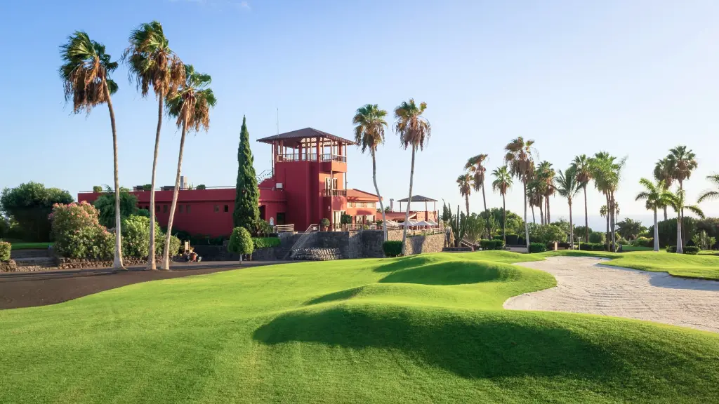 golf-costa-Adeje-8.webp