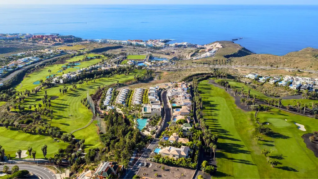 golf-costa-Adeje-1.webp