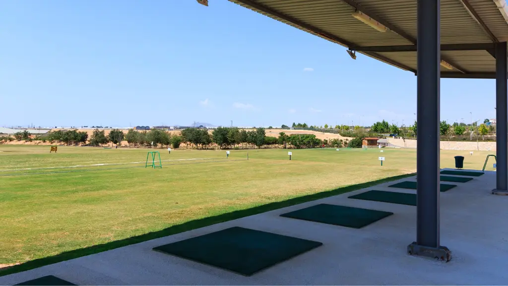 lo-romero-golf-35.webp