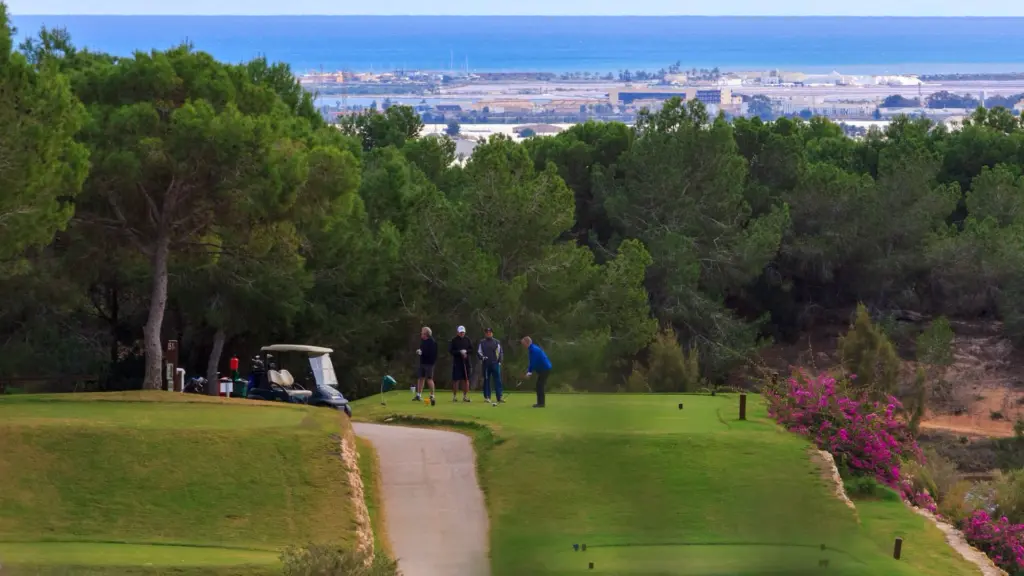 lo-romero-golf-41.webp