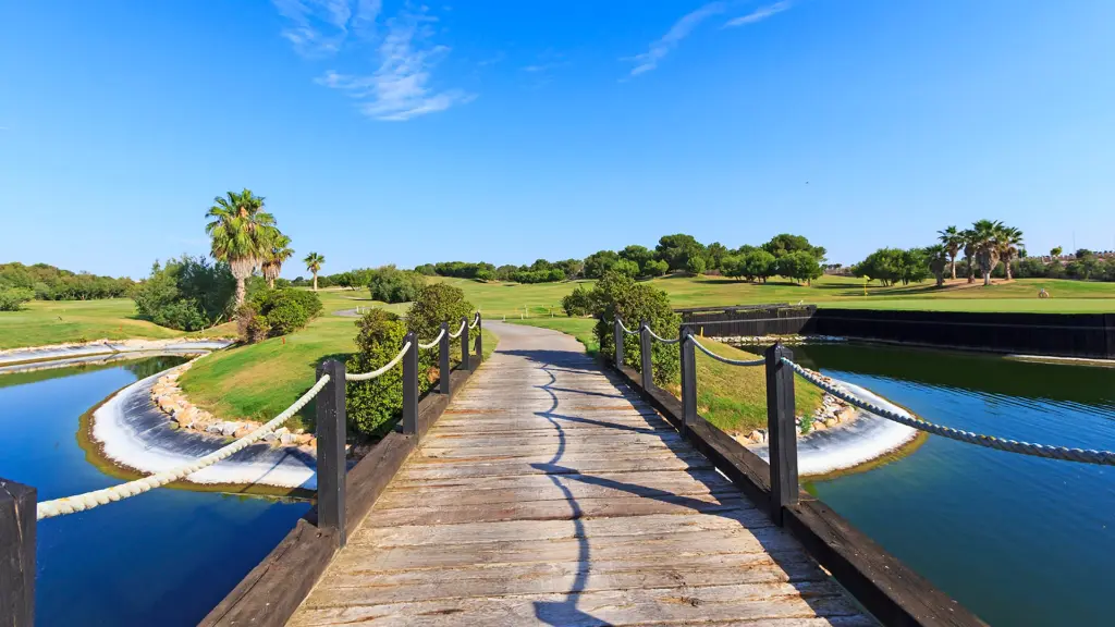 lo-romero-golf-34.webp