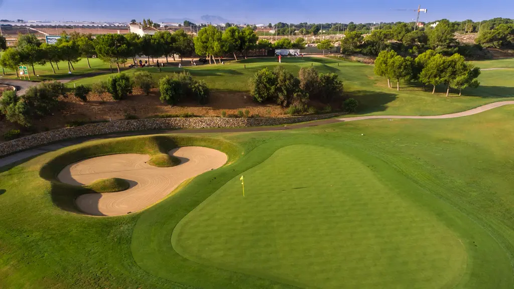 lo-romero-golf-36.webp