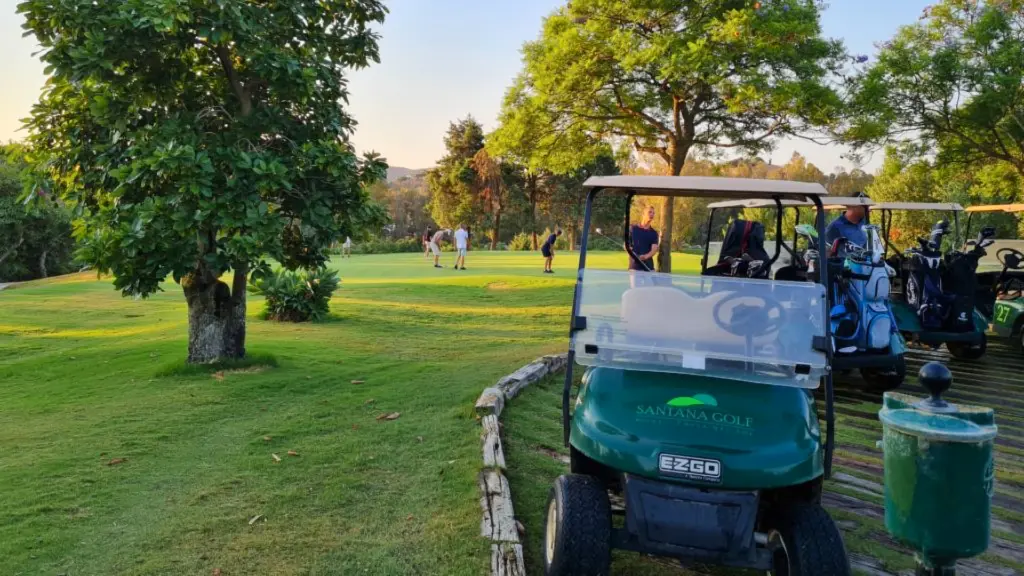 santana-golf-2.webp