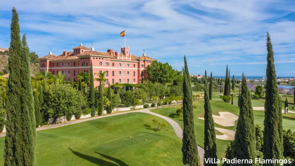 Villa-padierna-flamingos-3.webp