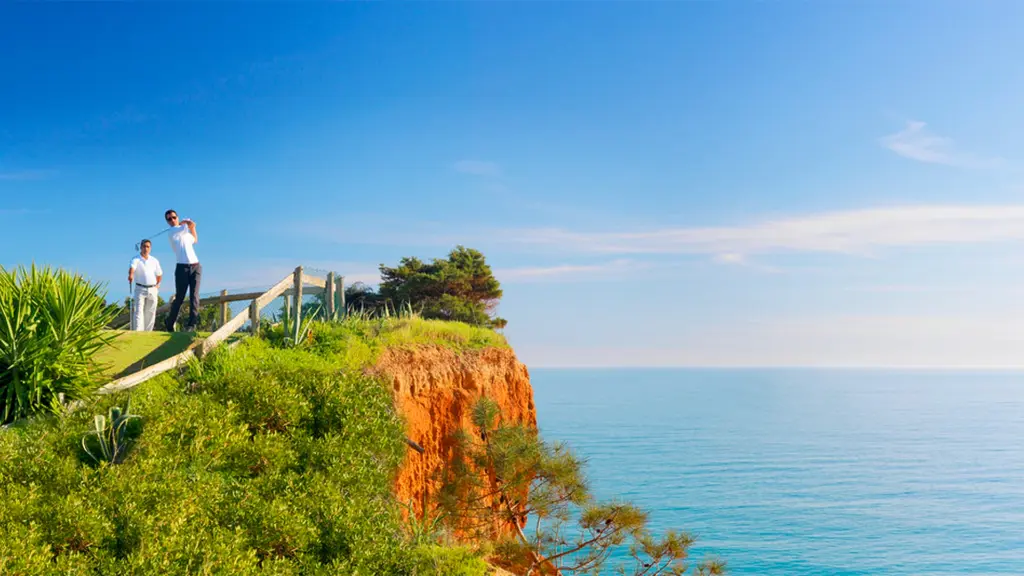 pine-cliffs-golf-8.webp