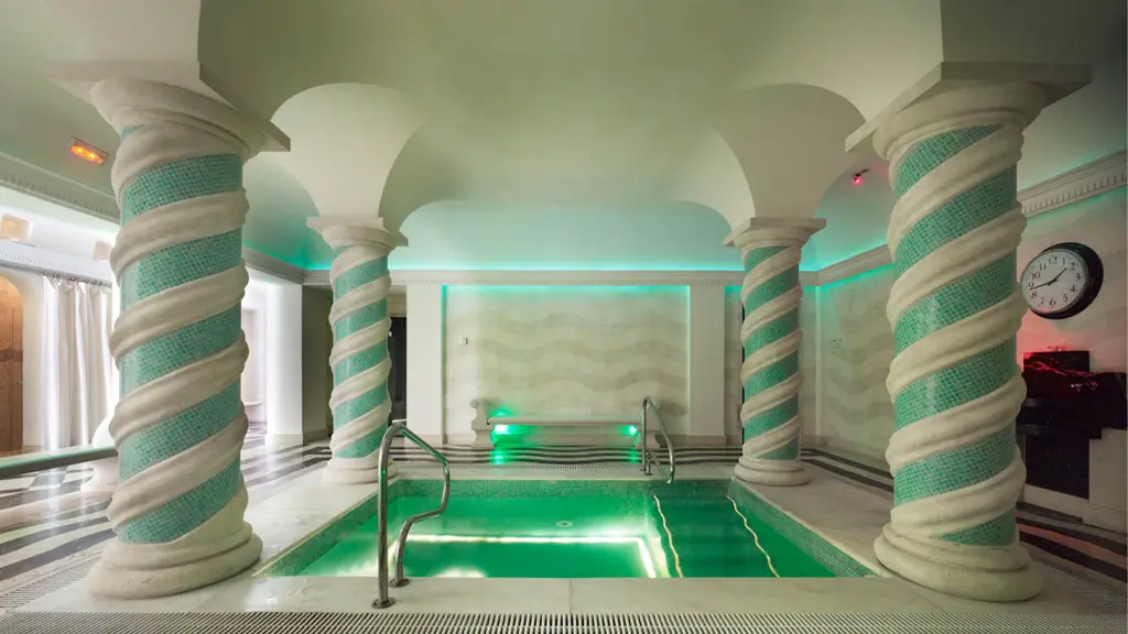 antara-villa-padierna-10.webp