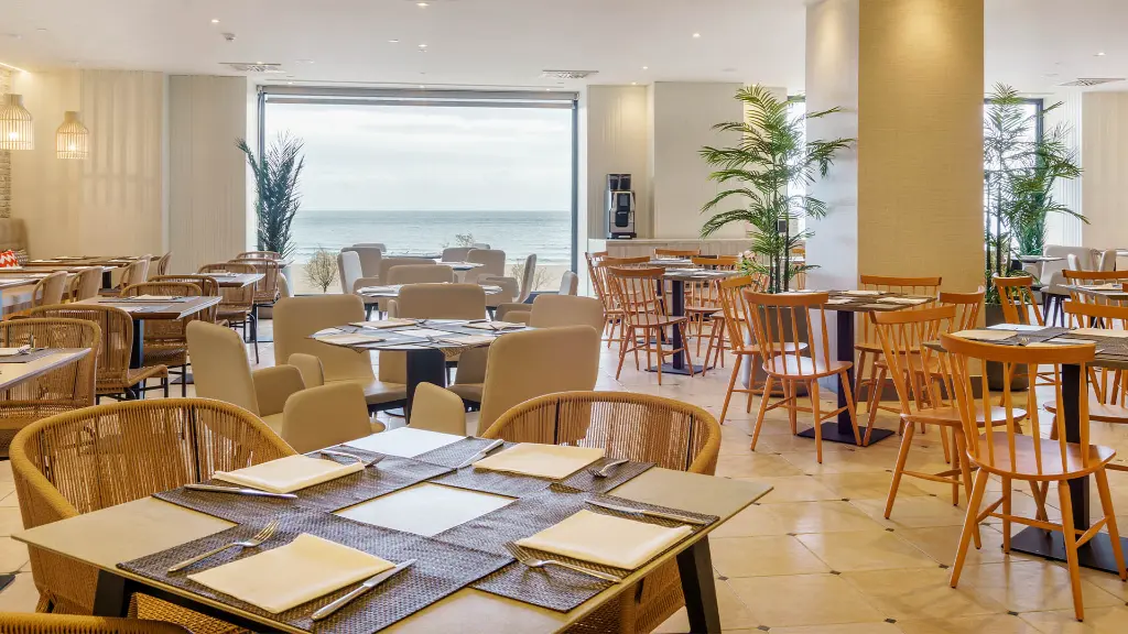 hotel-ilunion-Fuebgirola-23.webp