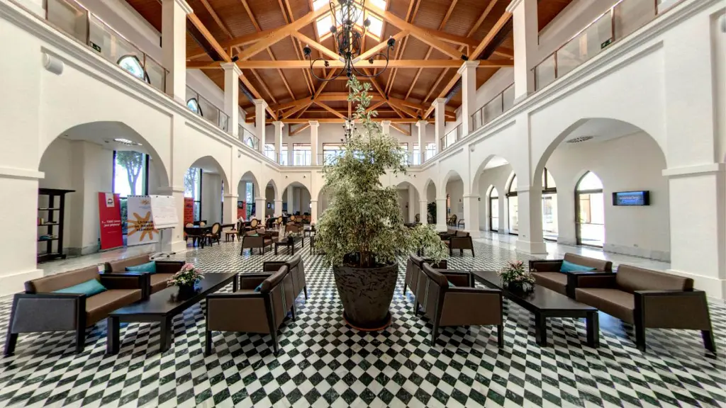 impressive-playa-granada-37.webp