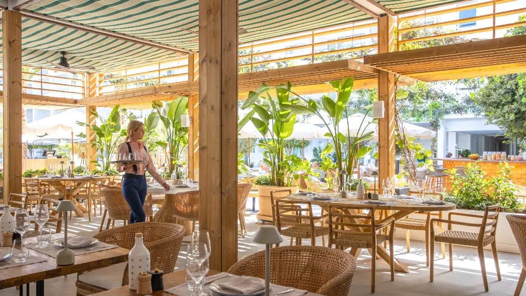 mett-hotel-beach-resort-31.webp