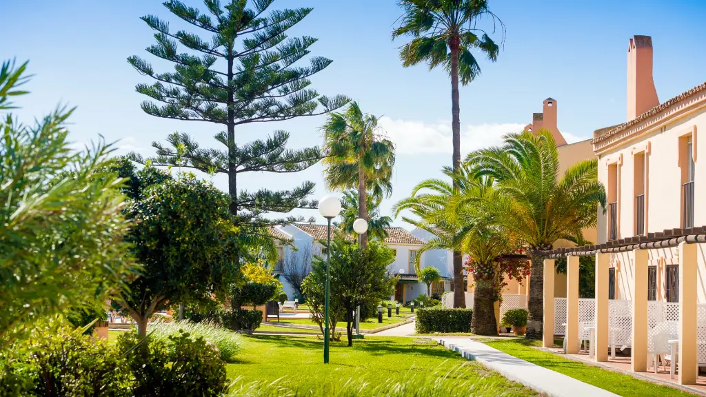 Ramada-residences-costa-sol-35.webp