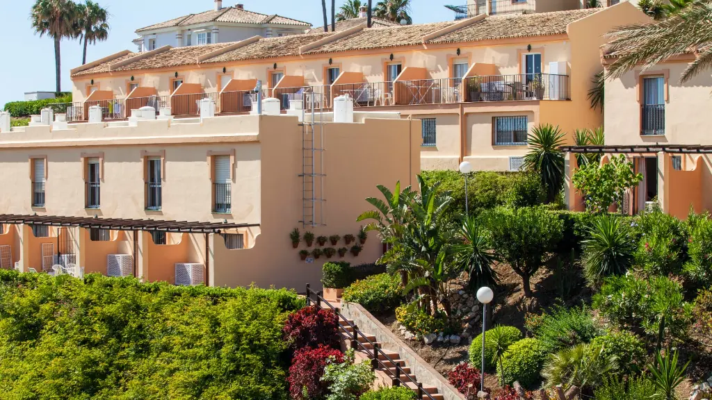Ramada-residences-costa-sol-8.webp