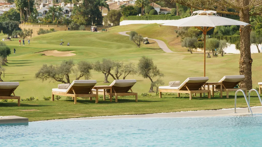 La-Zambra-Resort-30.webp