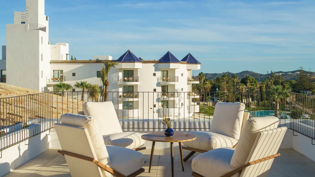 La-Zambra-Resort-37.webp