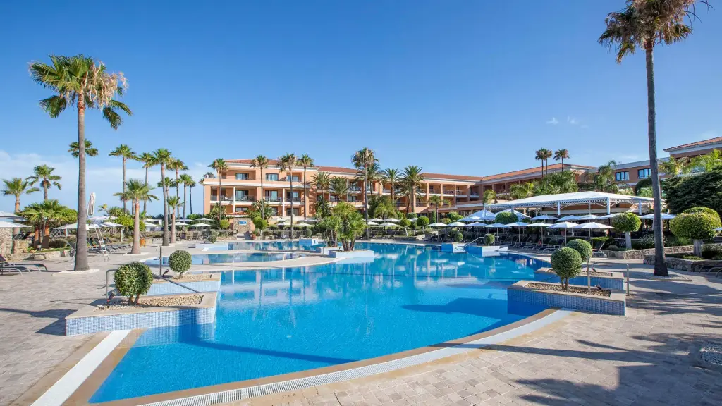 Hipotels Barrosa Palace 5*